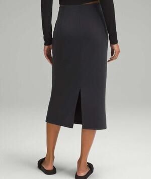 NWT Lululemon Womens Softstreme High-Rise Midi Skirt Size 12 Charcoal Black Gray